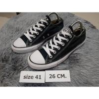 ราคา รองเท้าผ้าใบแบรด์นแท้มือสอง converse size 41 ความยาว 26 cm. (23114503673)