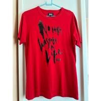 ราคา เสื้อยืดผู้ชาย แบรนด์แท้ Izzue สีแดง มือสองคุณภาพดี (54605893396)