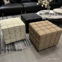 ราคา สตูลสี่เหลี่ยม Minimalist Pier เปลี่ยนรองเท้าสแควร์สตูลโซฟาของแท้หนังในครัวเรือน Magic เสื้อผ้าหมวกห้องนั่งเล่น Magic Footrest สตูลสไตล์ใหม่ AERS (52208167673)