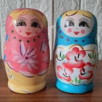 ราคา [ส่งจากไทย] ตุ๊กตาแม่ลูกดก ตุ๊กตารัสเซีย ชุดลูก 5 ตัว Matryoshka Doll ของขวัญแต่งงาน ตุ๊กตามงคล ตุ๊กตาไม้ (41272147170)