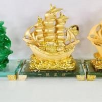 ราคา เรือ สำเภา เรือสำเภา เรือหยก เรือทอง เรือสำเภา เรซิ่นฐานแก้ว ค้าขายรุ่งเรือง นำโชค โชคดี เสริมฮวงจุ้ย พร้อมส่ง (14983016509)