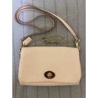 ราคา กระเป๋าสะพายข้าง COACH MINI RUBY CROSSBODY IN LEATHER (F34604) มือสอง ของแท้ (NO TAG, NO CARD) (45056922443)