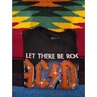 ราคา Croptop ลาย AC/DC (สินค้ามือสอง) (45506759769)