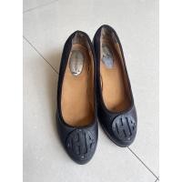 ราคา HUSH PUPPIES รองเท้าลูกสุนัข Preoved hush ไซส์ 37 (23312101522)
