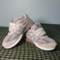 ราคา รองเท้า New Balance มือสอง ของแท้ ขนาดเท้ายาว 16 cm (6917806225)