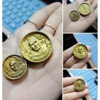 ราคา เซทคู่2เหรียญหล่อล้อแม็กใหญ่หลวงพ่อเงินบางคลาน รุ่น ๑ปี ๒๕๓๕ตอกโค๊ต"มะ"ที่สังฆาฎิ)รุ่นนี้รวยรวยรวยพิเศษเนื้อทองเหลือง (45500342139)