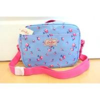 ราคา ส่งฟรีค่ะ Cath Kidston Handbad ของแท้มือ 1 นำเข้าจาก Outlet England ***ในshop ราคา1180บาท*** (2390416799)