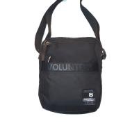 ราคา VOLUNTEER กระเป๋าสะพายข้าง รุ่น 1807-02 สีดำ แท้ (29289361074)