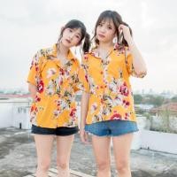 ราคา เสื้อเชิ้ตแขนสั้นปกฮาวายลายดอกกุหลาบ (เหลือง) (995414690)