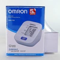 ราคา เครื่องวัดความดัน Omron Hem-7120 แถมฟรี Adaptor รับประกัน 5 ปี ศูนย์ไทย (12313734826)