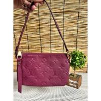 ราคา LV Pochette Monogram ปี13 PM มือสองแท้ (25743013864)