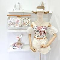 ราคา Seeing.style | Bouquet crop top เกาะอกต่อแขนพองผ้าออแคนดี้ ตัวเสื้อเนื้อนุ่มมาก (22637978802)