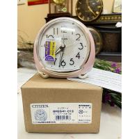 ราคา Citizen 8RE641 นาฬิกาปลุก ขอบสีชมพู หน้าขาว ไฟแบ็คไลท์สวยงาม ขนาด 12x12x7cm Full box โน๊ตบุ๊ค ใหม่ (50306111027)