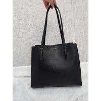 ราคา charles&keith double handle tote bag มือ2 ของแท้100% (21266092204)