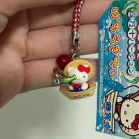 ราคา (แท้ โกดังญี่ปุ่นมือสอง) พวง พกจ โมเดล คิตตี้ ซานริโอ้ Hello Kitty Vintage Keychain SANRIO 2006 ชุดตกปลา (43452891122)