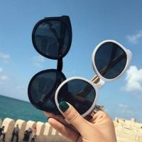 ราคา แว่นเท่ๆ แว่นไปทะเล แว่นตากันแดดสีขาวสไตล์ฮาราจูกุแนววินเทจสำหรับผู้หญิงภาพแนวสตรีทแฟชั่น ulzzang กรอบใหญ่แว่นกันแดดทรงกลมทรงชายหาดหน้ากลมสไตล์เกาหลี2018 (56957590782)