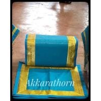 ราคา ชุดหมอนอิงหมอนกราบและผ้าอาสนะปูนั่งพระสงฆ์ สีฟ้า แบบที่ 1 (21333053828)