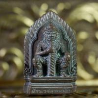 ราคา ท้าวเวสสุวรรณ วัดพระศรีรัตนมหาธาตุ พิษณุโลก ปี 2565 รุ่น 70 ปี เนื้อนวะนำฤกษ์ อุดกริ่งธิเบต สร้าง 999 องค์ (26362502160)