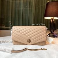 ราคา Tory burch แท้% ( ผ่อนได้ 10 เดือน)TORY BURCH KIRA CHEVRON CLUTCH (4593488186)