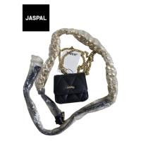 ราคา Jaspal กระเป๋าจิ๋วคาดเอว คล้องคอ มีตำหนินะคะ ไว้ถ่ายรูปเก๋ๆค่ะ มือสอง (49107546178)