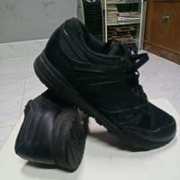 ราคา Reebok Ventilator สีดำ (28463332914)