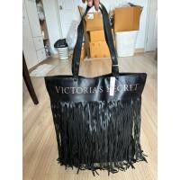ราคา กระเป๋าทรงถุง Victoria’s Secret มือสอง ของแท้% สภาพสวย ไม่มีตำหนิ (28264971461)
