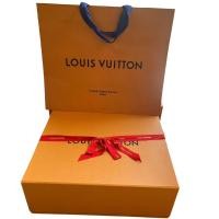 ราคา กล่องกระเป๋าหลุยส์18x14.5x6.5นิ้วพร้อมถุงกระดาษแท้มือสอง (24005052676)