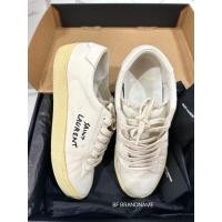 ราคา Used in good condition YSL Sneaker Size 37 (24110837619)