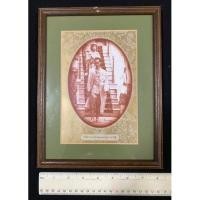 ราคา กรอบรูปไม้จริง ภาพพิมพ์เก่า “ในหลวงรัชกาลที่ 9 และพระราชินี : พิธีถวายบังคมพระบรมอัฐิ” (12003416381)