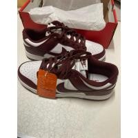 ราคา ของแท้จากShop NIKE รองเท้าNike Dunk Low Retro NIKE "Team Red" หรือ "Redwood" (49355046058)