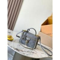 ราคา 2024 ♞LOUIS VUITTON Vanity Chain Pouch ตัวอักษรจี้ซิปเปิดและปิดกระเป๋าเครื่องแป้งกระเป๋าหนังลูกวัว (25842964486)