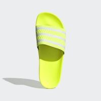 ราคา แท้ 100% Adidas รองเท้าแตะ ADILETTE Size 8 Uk Made in Italy สี Solar Yellow (15026711821)