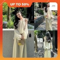 ราคา ชุดเสื้อเบลาส์ไหมสีเบจเปิดไหล่พร้อมกระโปรงสีเขียวอะโวคาโดผ้าไหมมิดิยาว Juns.Store (24777866862)