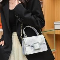 ราคา กระเป๋าสะพายข้าง กราฟฟิก ลายหินอ่อน มีสายคล้องแขน หนังพรีเมี่ยม ใส่เที่ยว ใส่ทำงาน ใส่เรียนได้ (15092824297)
