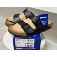 ราคา BIRKENSTOCK รุ่น Arizona Soft Footbed พื้นแบบนิ่ม รองเท้าแตะหนัง สีดำ Unisex มือสอง ของแท้ (46957031950)