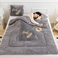 ราคา หมอนฤดูหนาวผ้านวมหมอนหมอน Hug รถ Dual-ใช้พับสํานักงานรถ Nap ผ้าห่มผ้าห่ม 2-in-One หนา 6N0U (56808576985)