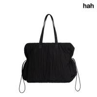 ราคา [HAH ARCHIVE] Pleats Hybrid Tote Shoulder Bag (50254993219)