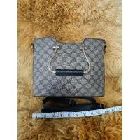 ราคา กระเป๋ามือสอง ถือหรือสะพายได้ ขนาด 8 นิ้ว BA26 (26279316197)