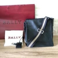 ราคา กระเป๋าสะพาย Bally ของแท้ 100% made in Switzerland สี Navy Blue (2299060287)