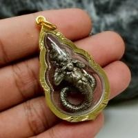 ราคา พระราหูอมจันทร์ อสุรินทราหู หลวงพ่อน้อย วัดศรีษะทอง เลี่ยมกรอบทองไมครอนกันน้ำ พระบ้านรวมๆ สวยๆวัดใจ (42170318482)