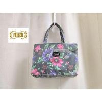 ราคา กระเป๋าถือ จากแบรนด์ Feiler ประเทศเยอรมนี ผลิตจากผ้าเชนิลล์ (Chenille) อันเป็นเอกลักษณ์โดดเด่น ลายดอกไม้ที่มีสีสันสดใส (44707055082)