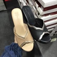 ราคา รองเท้าส้นเตารีด Hush Puppies (22922119187)