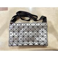 ราคา กระเป๋า BaoBao มือสองสภาพดี (41511246519)