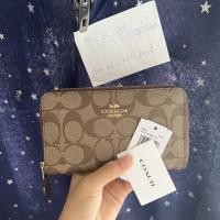 ราคา Coach กระเป๋าสตางค์ซิปรอบใบกลาง like new (21135397169)