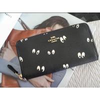 ราคา DISNEY X COACH ACCORDION ZIP WALLET WITH SNOW WHITE AND THE SEVEN DWARFS EYES PRINT (10285882729)