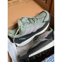 ราคา Adidas TERREX hiking shoes สีเขียว (53756304849)