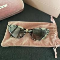 ราคา แว่นตากันแดด Miumiu มือสอง ของแท้ 100% (18378271110)