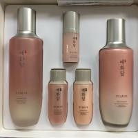 ราคา ส่งต่อ Yehwadam gift set Thefaceshop yehwadam revitalizing special set 5 items (5012176204)
