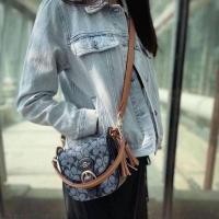 ราคา kleo shoulder bag 17 coach (21425333606)