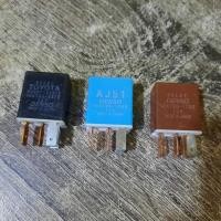 ราคา รีเลย์รถยนต์ Denso 4ขา/ 5 ขา 12V 30A Relay DENSO สำหรับ TOYOTA/LEXUS 12V 156700-1700,156700-1540,156700-0870 (4258455892)